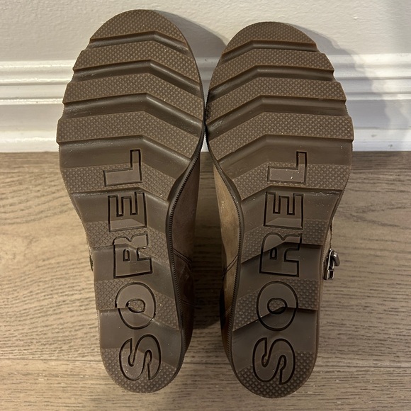 Sorel Women's Joan of Arctic Wedge II Zipper Fashion Boot - Size 9 - Picture 6 of 8